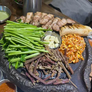 산장 삼겹 리뷰 사진