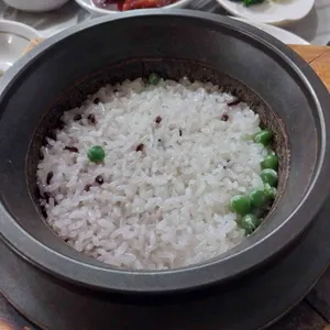 본가돌솥밥 사진 2