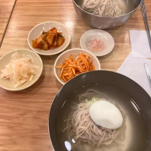 평양면옥 대표 사진