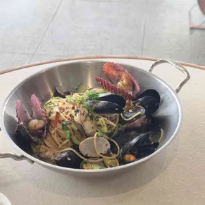 디시앤쉐어 사진 1