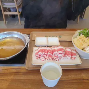 샤브토랑 대표 사진