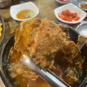 1등 뼈해장국 돼지국밥 밥집 술집 오뎅바 사진