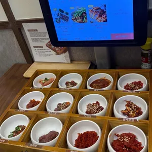 하얀고래 리뷰 사진