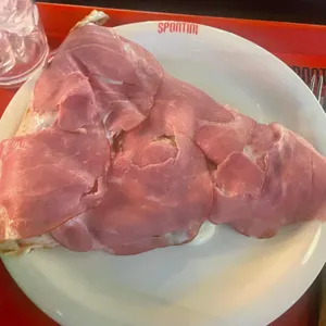 스폰티니 PUB 사진