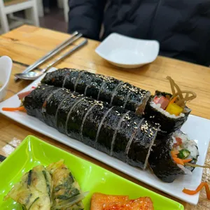 고수라김밥 사진