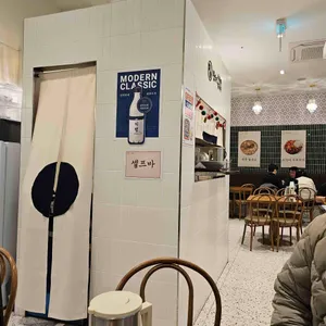 청담이수육애칼국수 대표 사진