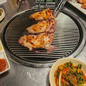 춘천숯불닭갈비막국수 사진