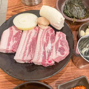 큰손제주흑돼지 사진