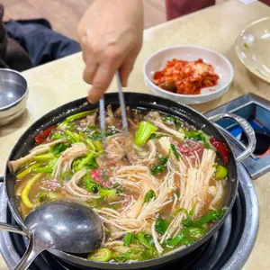 산촌버섯매운탕 사진