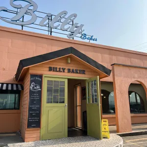 빌리베이커 사진 1