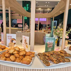 투더문 리뷰 사진