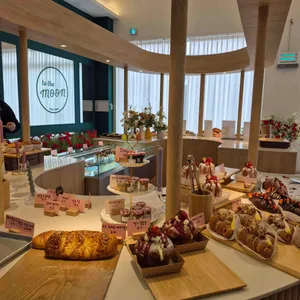 투더문 리뷰 사진