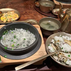 타닥타닥솥밥 사진