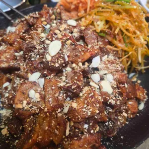 명품칡족발 사진 2