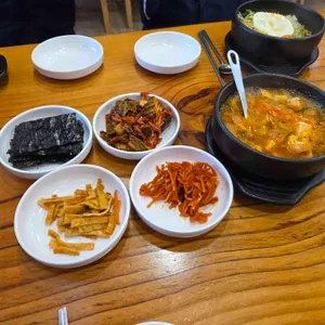 내고향보리밥 백년가야밀면 사진