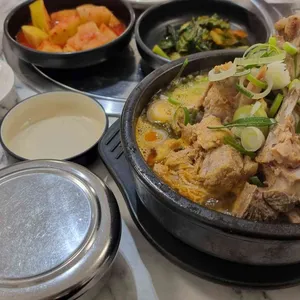 원조감자탕 일미집 사진 1