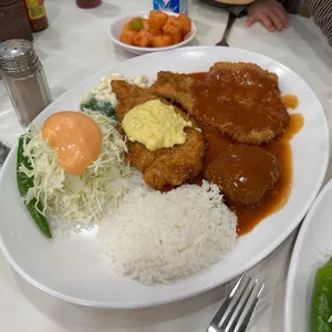 금왕돈까스 사진 1