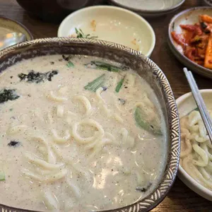 두울원칼국수 사진 1