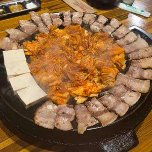 무쇠김치삼겹 사진