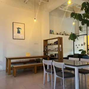 카페 업 리뷰 사진