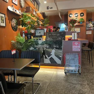 마이네임이즈 리뷰 사진