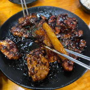 숯불치킨이닭 사진