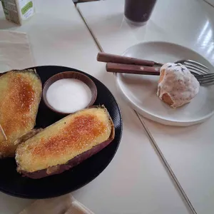 스컹크웍스 리뷰 사진