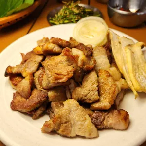 에스테라고 사진