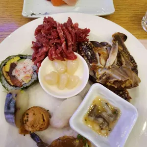 채빛퀴진 대표 사진