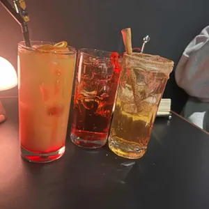 런던레코드 리뷰 사진