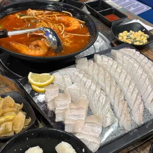 낚시꾼김춘복의 도시어부 대표 사진