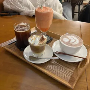 잔잔한숲 사진 1