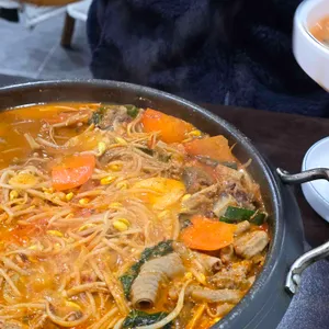 달레나 순대국 왕족발 대표 사진