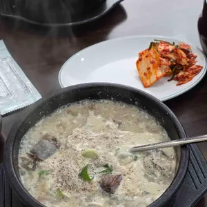 달레나 순대국 왕족발 사진