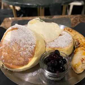 젠젠 대표 사진