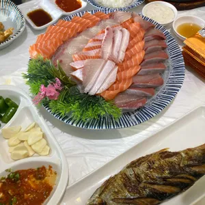 석촌 활어회 대표 사진