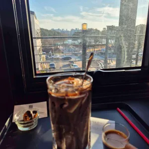 솔드아웃커피 리뷰 사진