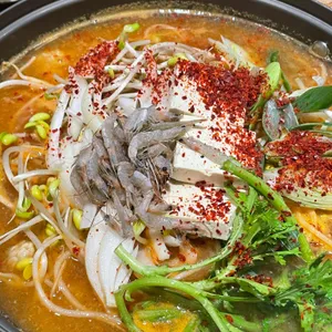 족찌 대표 사진