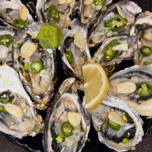 유희 리뷰 사진