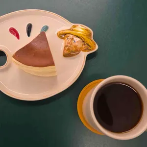 유니팝 아트스페이스 리뷰 사진