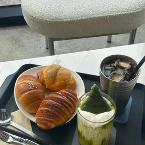 카페 로우 리뷰 사진