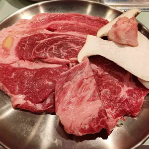 꾸석지돌판한우 사진