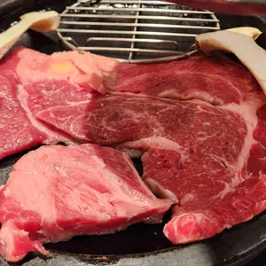 꾸석지돌판한우 리뷰 사진