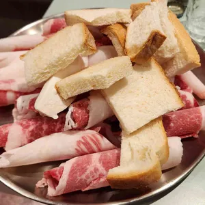 꾸석지돌판한우 사진