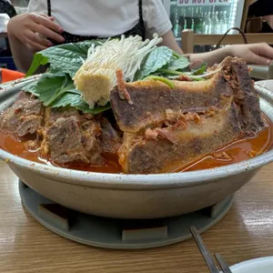 소문난 성수 감자탕 대표 사진