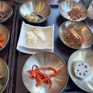 사월에보리밥 청밀당 대표 사진