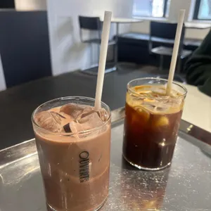 오버트 리뷰 사진