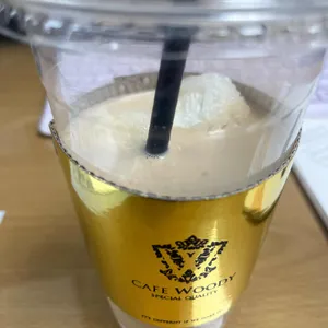 카페 우디 대표 사진