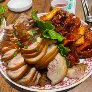 장군족발 사진 2