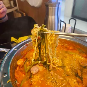 해방촌 부대찌개 사진